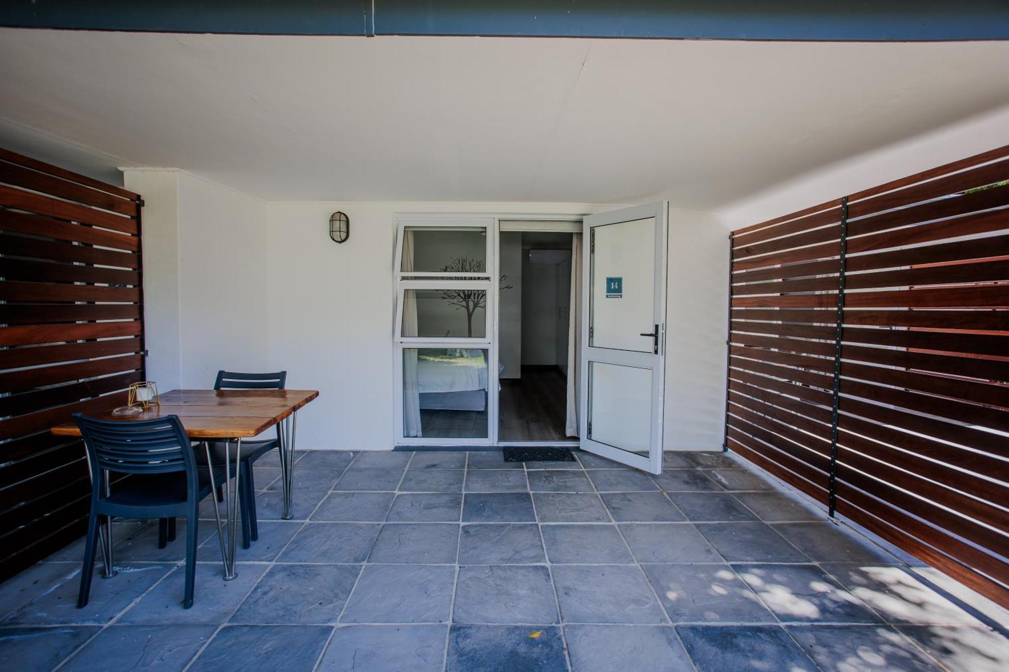 Aan De Eike Guest House Свелендам Екстериор снимка
