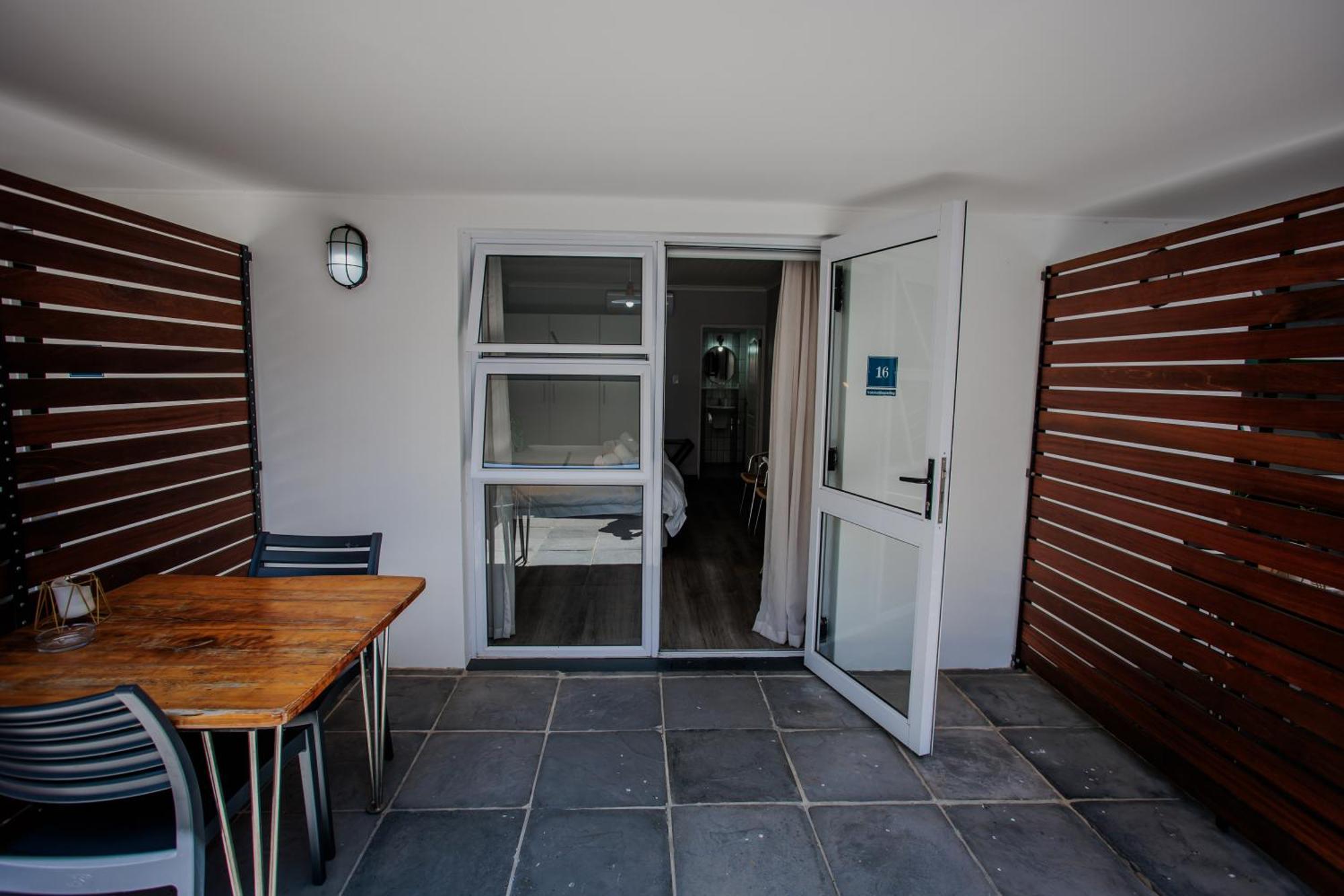 Aan De Eike Guest House Свелендам Екстериор снимка