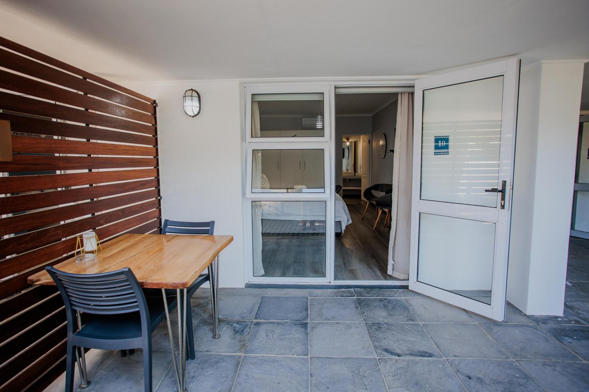 Aan De Eike Guest House Свелендам Екстериор снимка