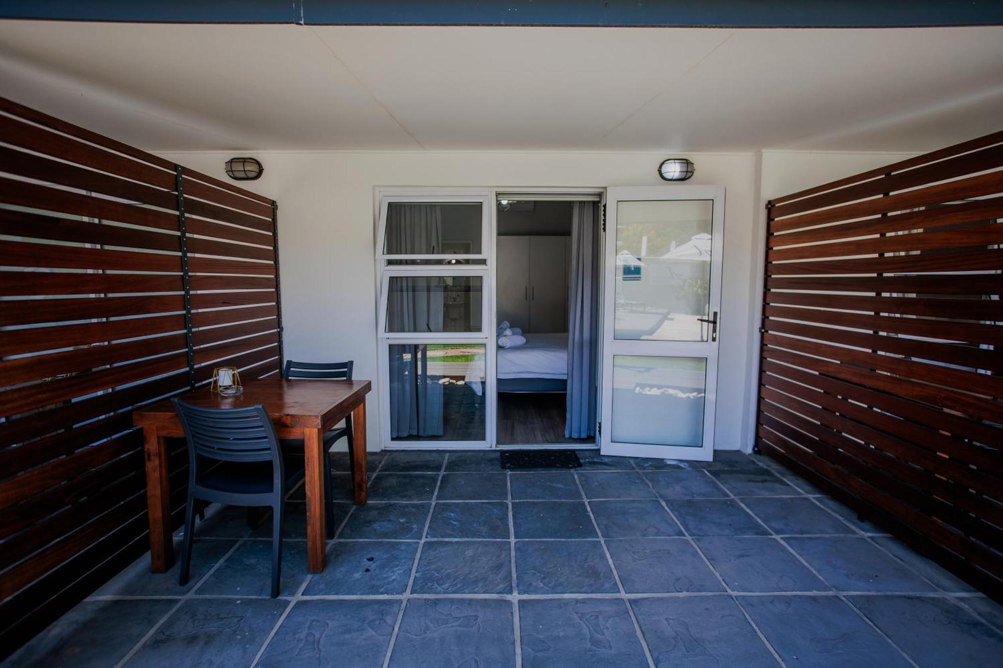 Aan De Eike Guest House Свелендам Екстериор снимка